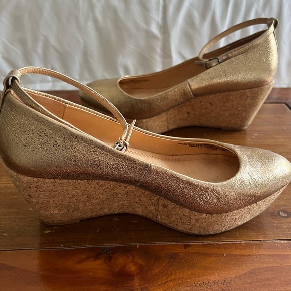 Anthropologie Pilcro and the Letterpress Gold Metallic Wedge Heels - Picture 4 of 11